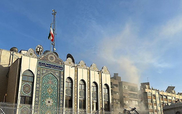 Terrorçular İranın Hələbdəki konsulluğuna hücum edib 