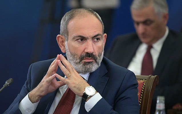 Paşinyan Moskvaya getdi 