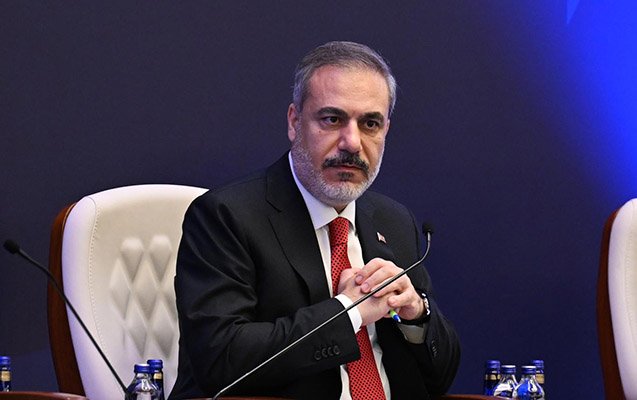 Hakan Fidan fransalı həmkarı ilə telefonla danışdı