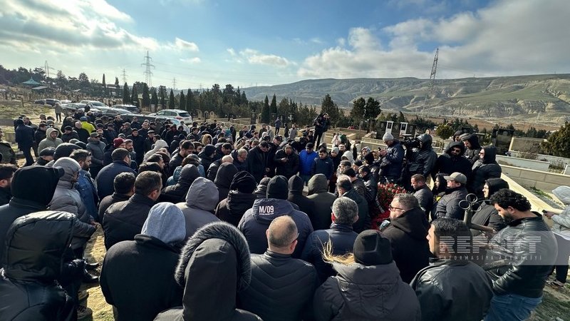 Azər Baxşəliyev dəfn edildi 