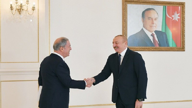 İlham Əliyev Hulusi Akarı qəbul etdi 