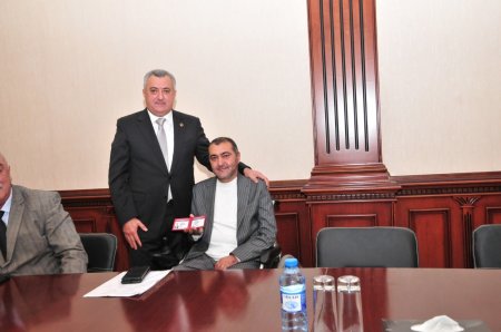 Abdin Fərzəliyev Abşeron RİH yanında İctimai Şuranın üzvləri ilə görüşüb +FOTOLAR 