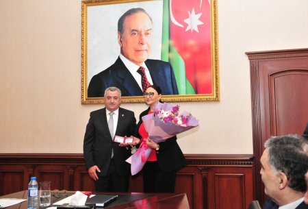 Abdin Fərzəliyev Abşeron RİH yanında İctimai Şuranın üzvləri ilə görüşüb +FOTOLAR 