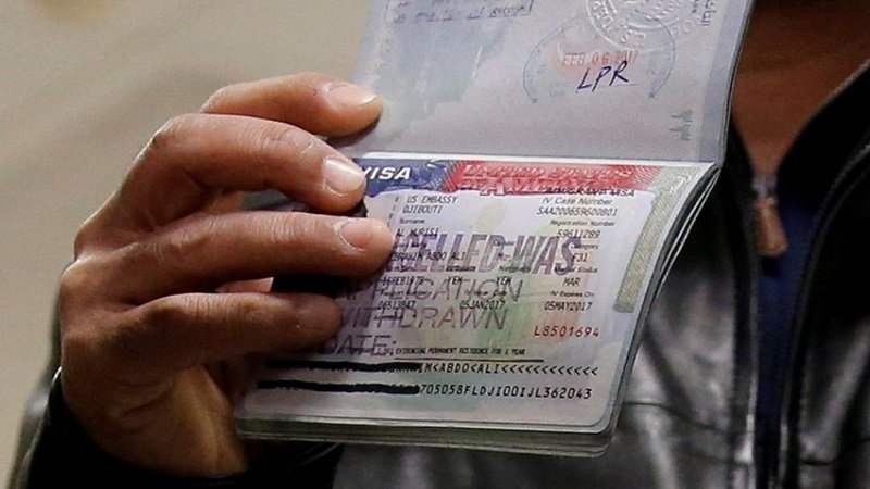 KİV: ABŞ bəzi ölkələrin vətəndaşlarının ölkəyə girişini qadağan edəcək 
