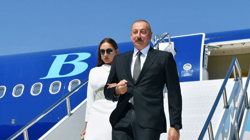 Prezident və birinci xanım Türkiyəyə səfərə getdi