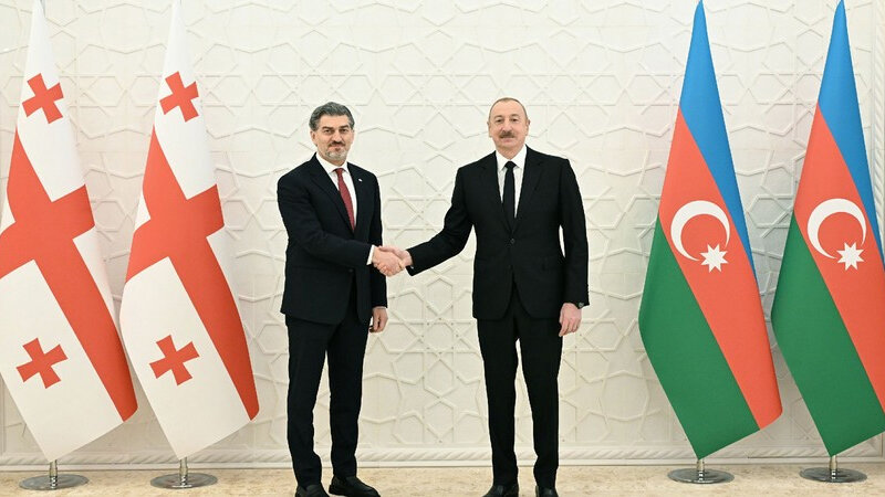 Prezidentlər mətbuata bəyanatla çıxış edirlər (YENİLƏNİB)