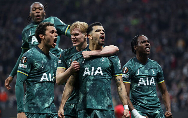 “Mançester Yunayted” və “Tottenhem” yarımfinalda