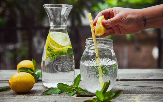 Səhərlər limonlu su içsəniz...
