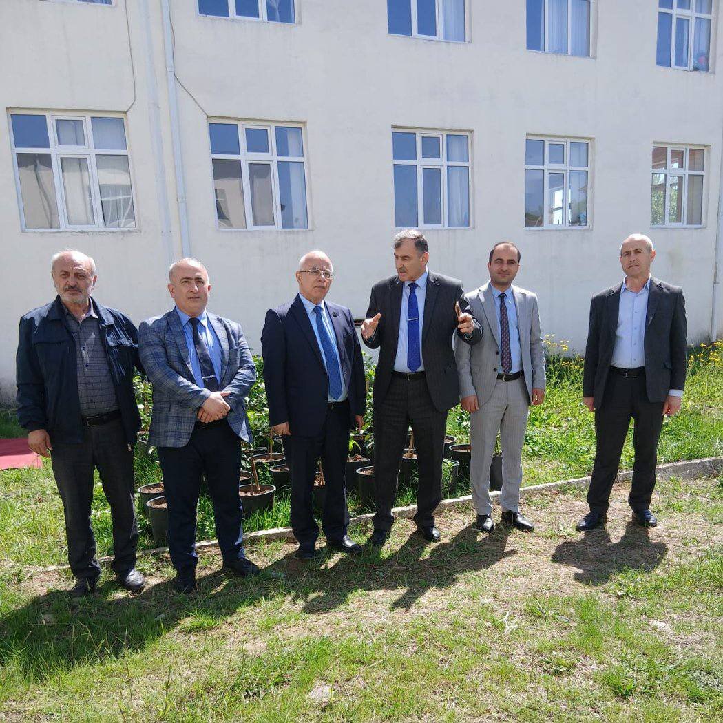 Milli Məclisin deputatı Anar İsgəndərov Lənkəran rayonu, M.Mirzəcanov adına Yuxarı Nüvədi kənd orta məktəbinin qonağı oldu. FOTOLAR.
