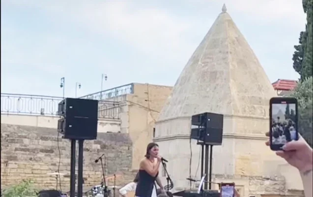 İçərişəhərdə keçirilən konsert müzakirələr yaratdı