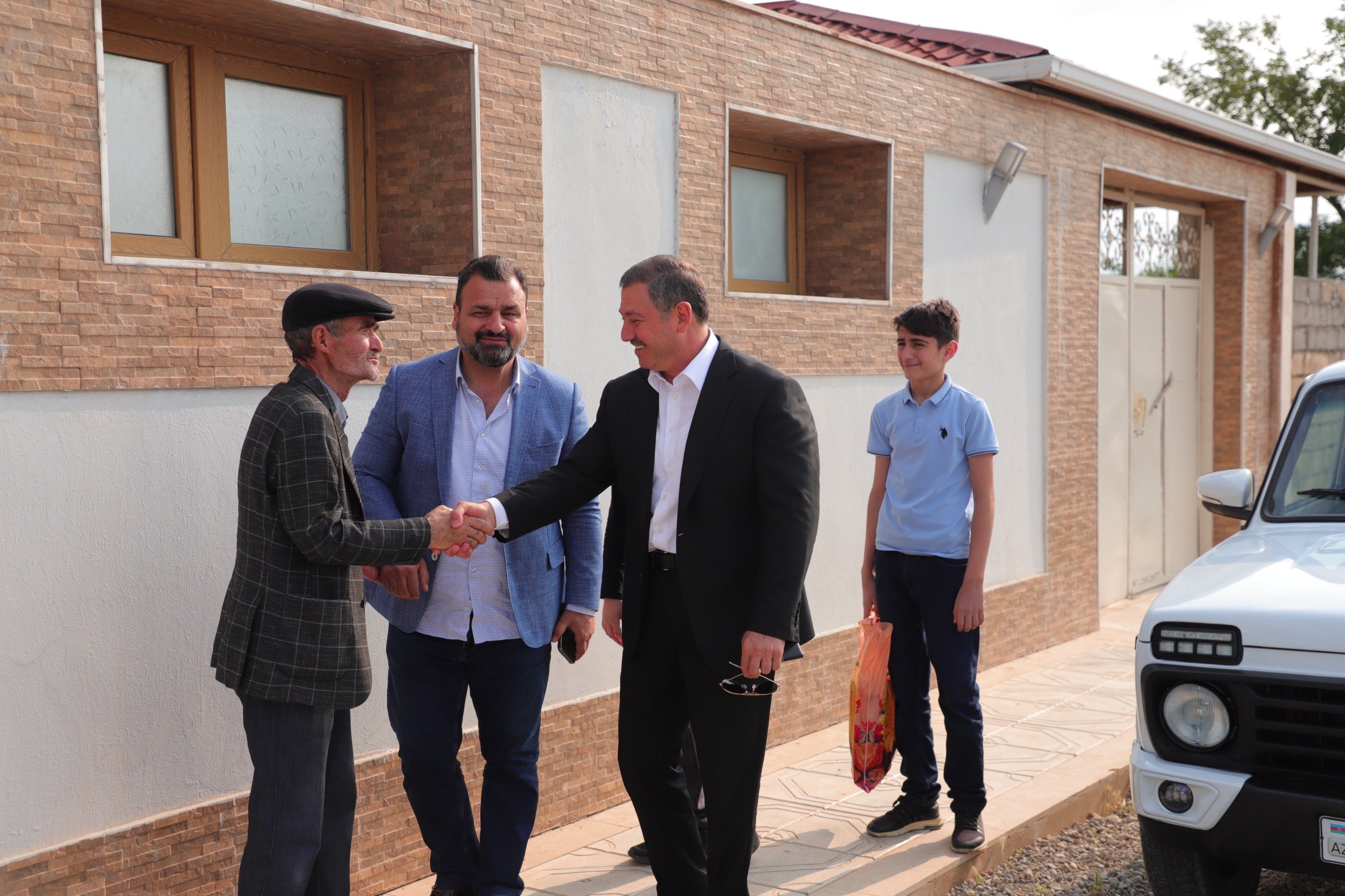 İş adamından möhtəşəm addım...
