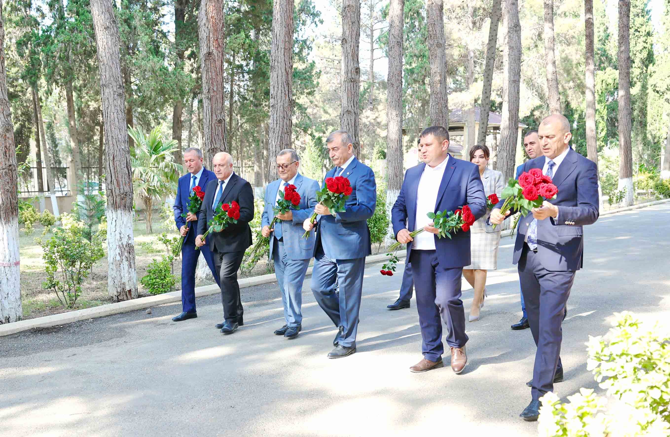 “Shirvan Operating Company Ltd” Şirkətinin Respublikadakı filialının fəaliyyət göstərdiyi “Kürovdağ” neft yatağının istismarının 70 illik yubiley münasibəti ilə şirkətin Həmkarlar İttifaqı Komitəsinin təşkilatçılığı ilə tədbir keçirildi