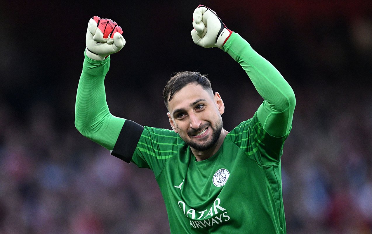 Donnarumma “şəhərlilər”i dünyanın ən yaxşısı adlandırdı