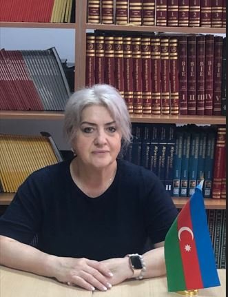 Bakı şəhəri 111 nömrəli tam orta ümumtəhsil məktəbin direktoru Jalə Hacıyeva: “Qabaqcıl təhsil işçisi, peşəkar pedaqoq”