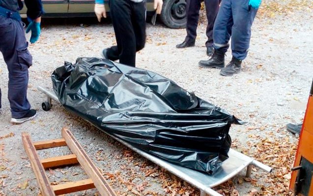 Bakıda yanan evdən meyit tapıldı
