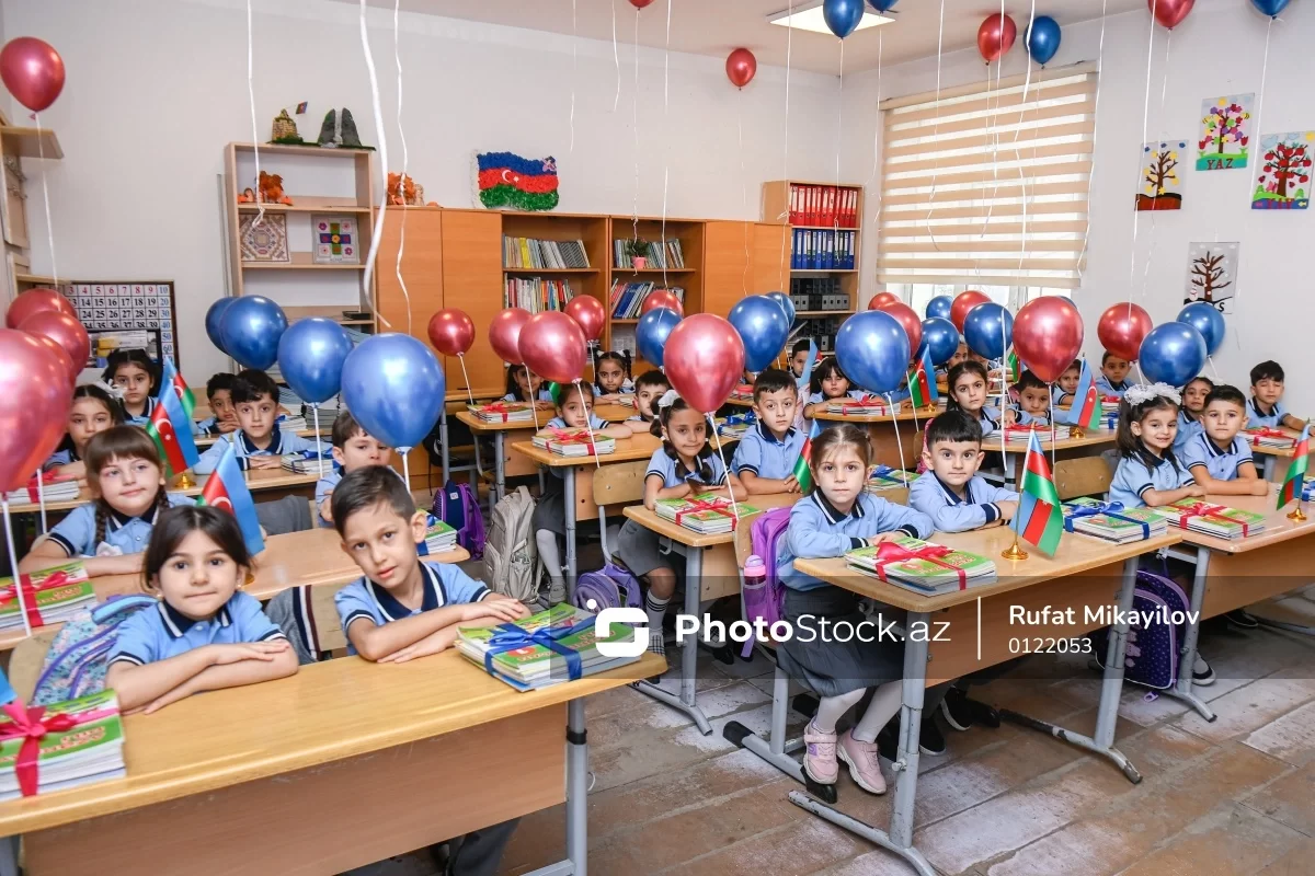 I sinfə qeydiyyata üzrlü səbəbdən gecikən uşaqların qəbulu davam edir
