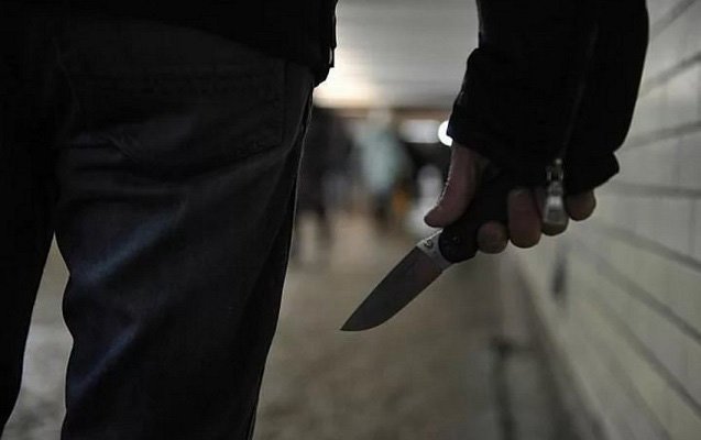Sumqayıtda 25 yaşlı gənc bıçaqlandı - Saxlanılan var-Yenilənib
