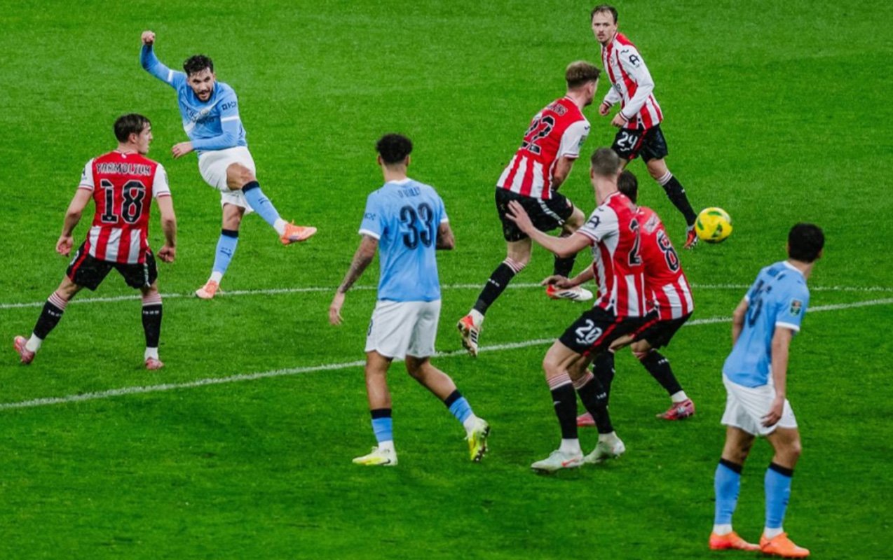 “Mançester Siti” yarımfinalda