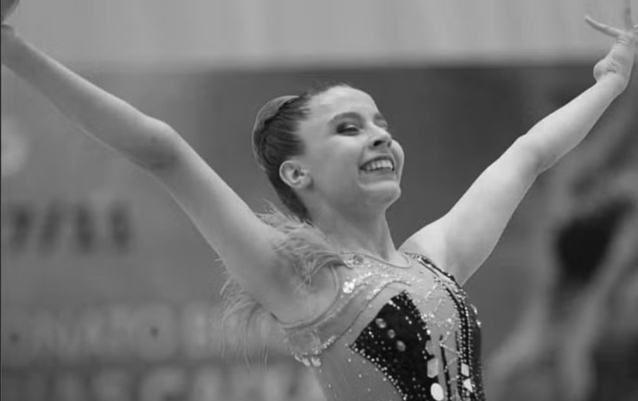 18 yaşında xərçəngdən vəfat etdi