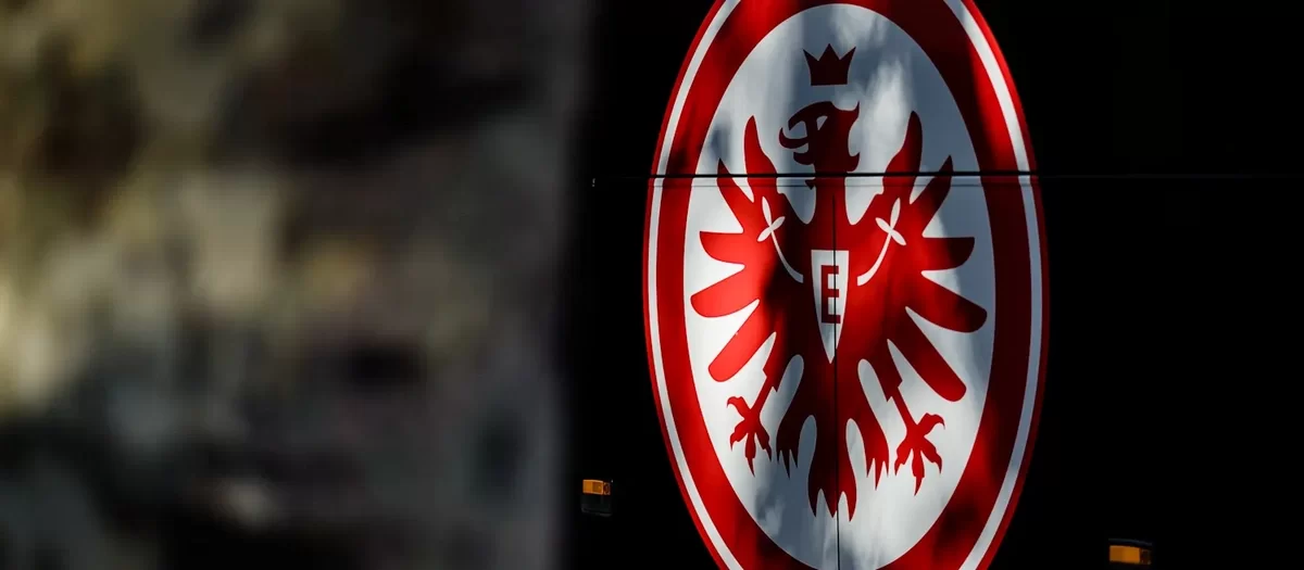 "Ayntraxt Frankfurt" "Qarabağ"la oyuna iki məşqçi ilə çıxacaq