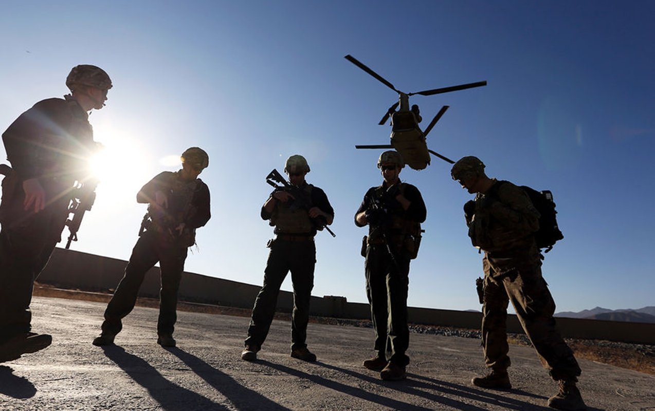 “ABŞ İran yaxınlığında əlavə hərbi qüvvələr toplayır”