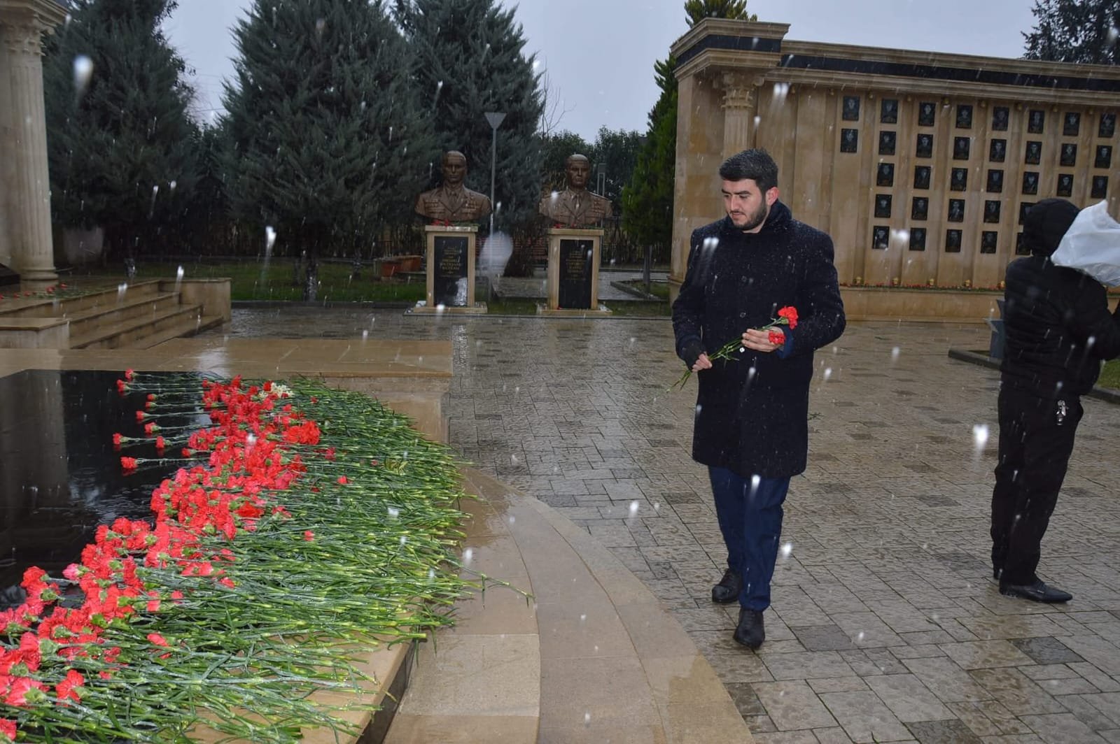 Xocalını Unutma Mərhəmət Lələyev yazır