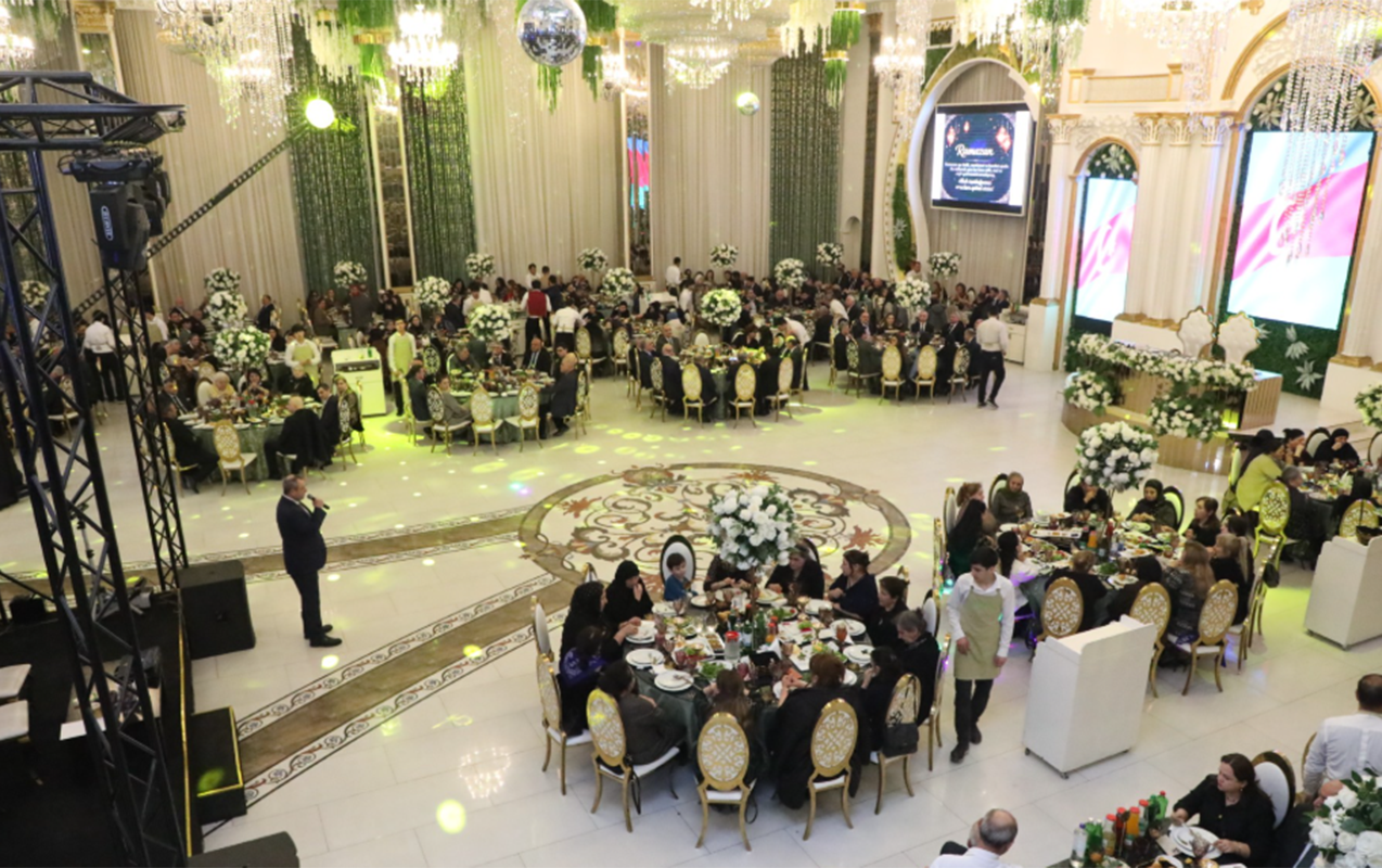 Suraxanıda iftar süfrəsi açıldı