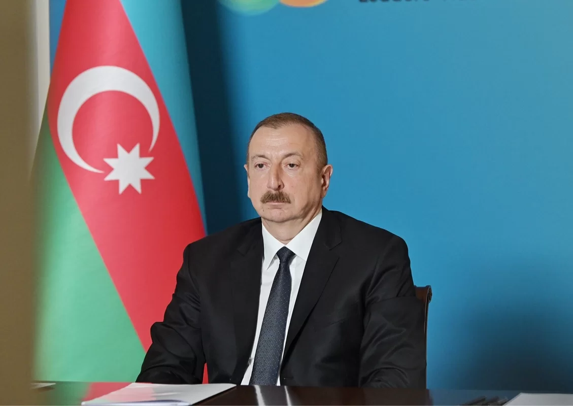 İlham Əliyev Heydər Əliyevin ömür yolundakı vacib məqamları əks etdirən videoçarx paylaşıb